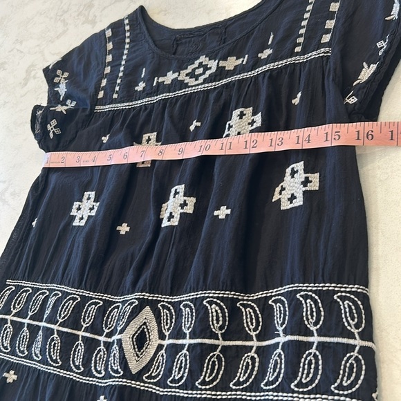 3J Johnny Was Workshop Black Tunic Dress with White Embroidery Boho Gothcore XS - Picture 10 of 13